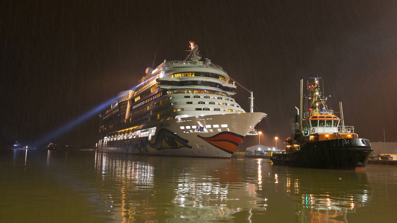 papenburg-meyer-werft-2013-aida-stella-013