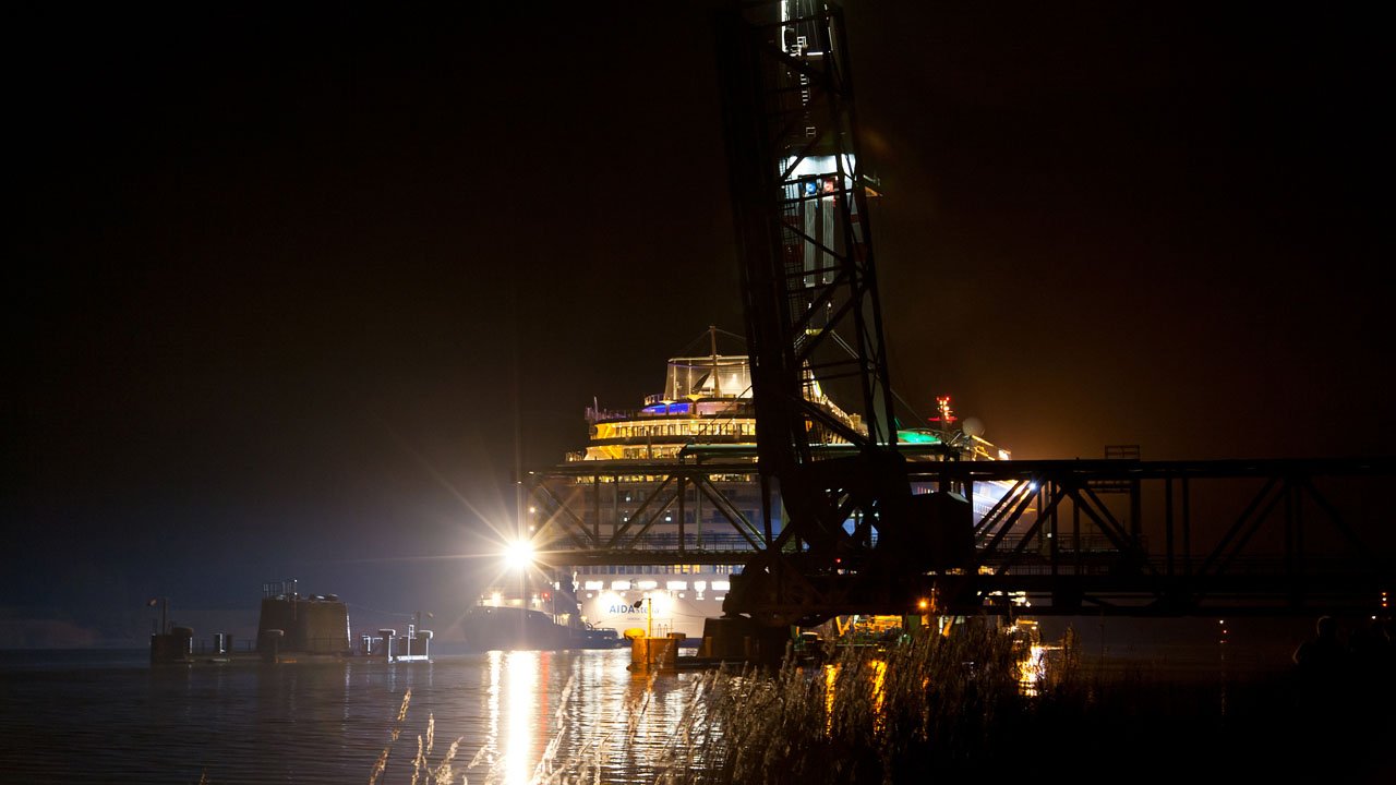 papenburg-meyer-werft-2013-aida-stella-025