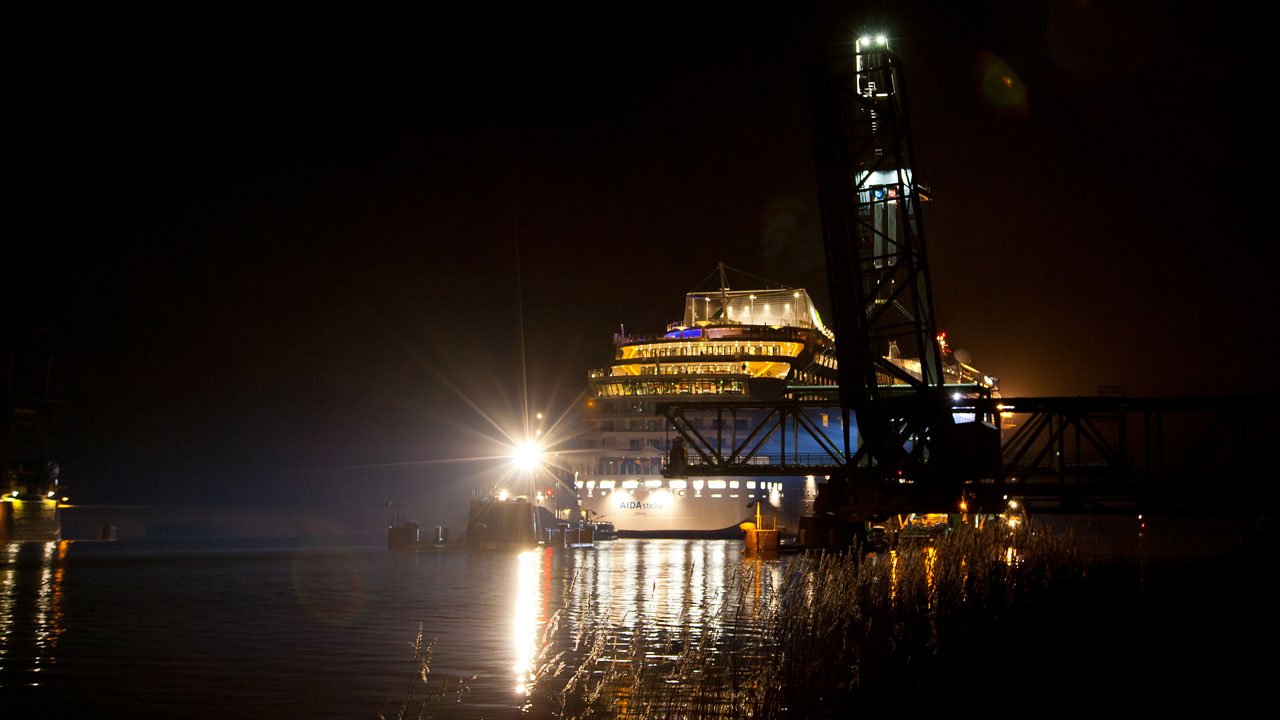 papenburg-meyer-werft-2013-aida-stella-026