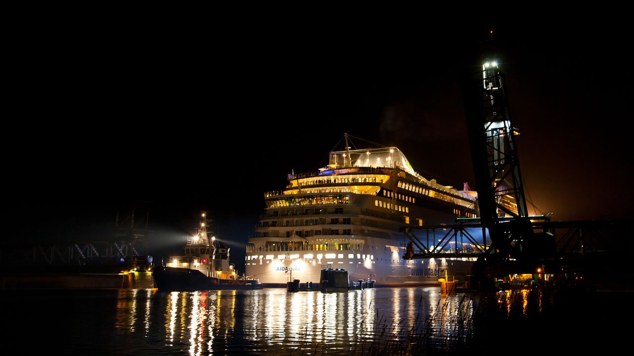 papenburg-meyer-werft-2013-aida-stella-028