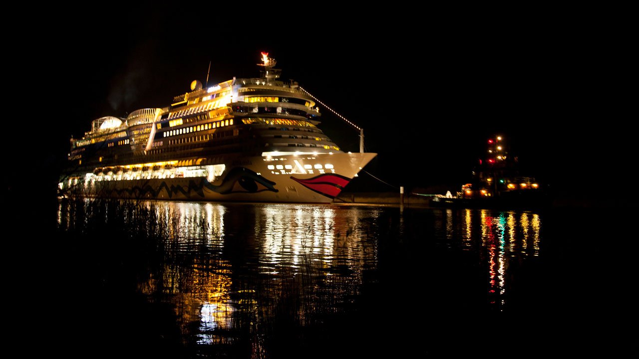 papenburg-meyer-werft-2013-aida-stella-034