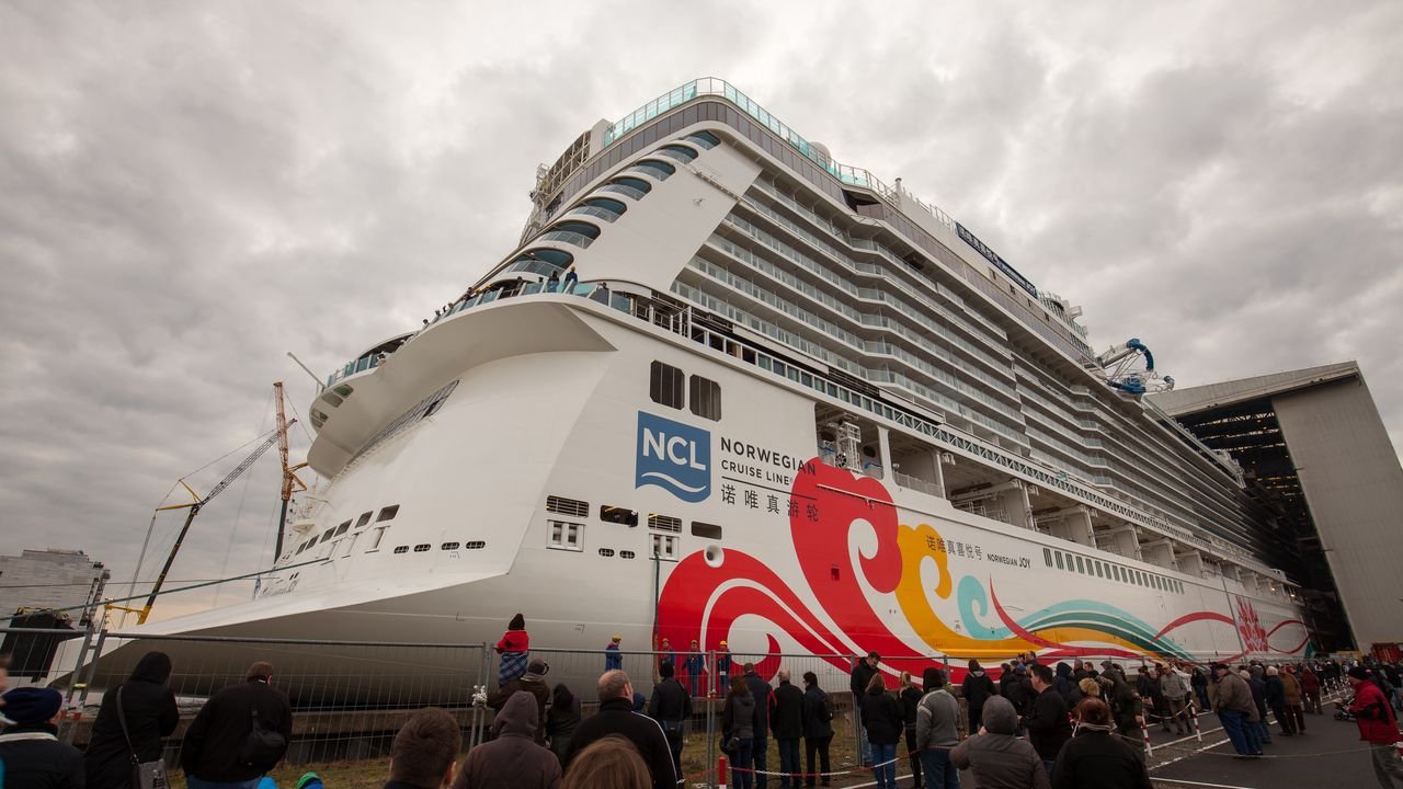 Papenburg-Norwegian-Joy-2017-032